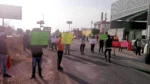 El bloqueo se mantiene en ambos carriles a la altura de la colonia Esmeralda y la calle 19 Poniente.