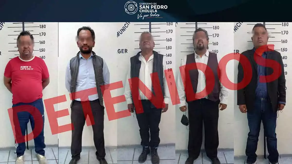 Cinco detenidos por el robo de autos en el restaurante Divará.
