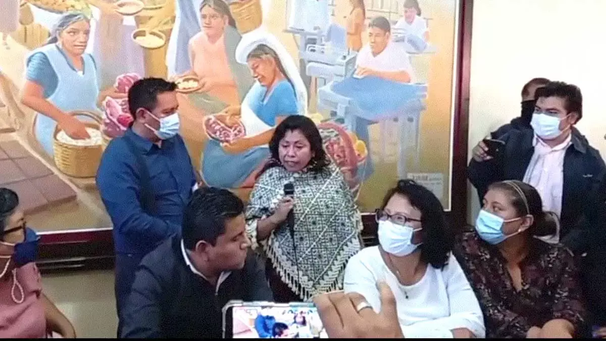 Protesta de pobladores en Ajalpan.