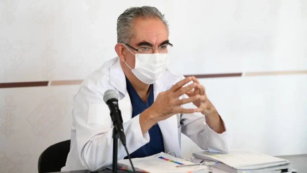 José Antonio Martínez, secretario de Salud.