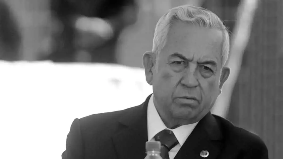 Mario Ayón