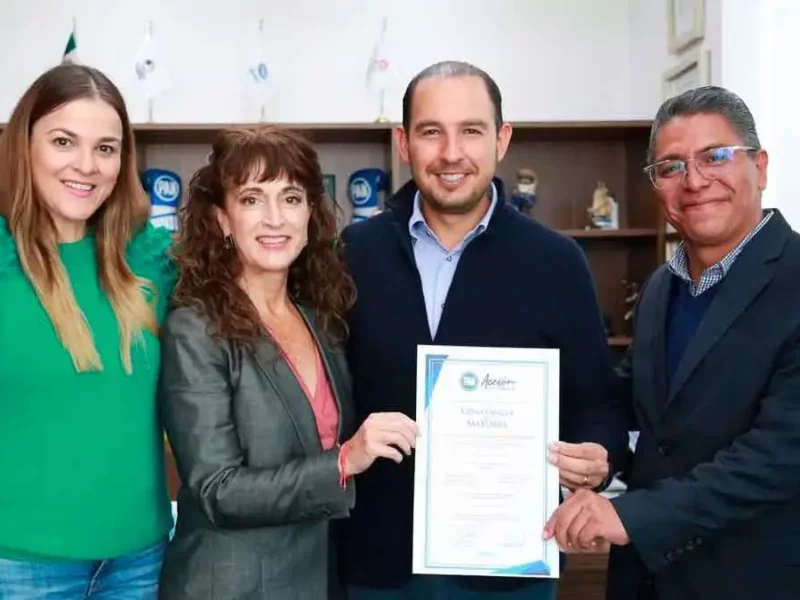 Marko Cortés y Augusta Díaz de Rivera.