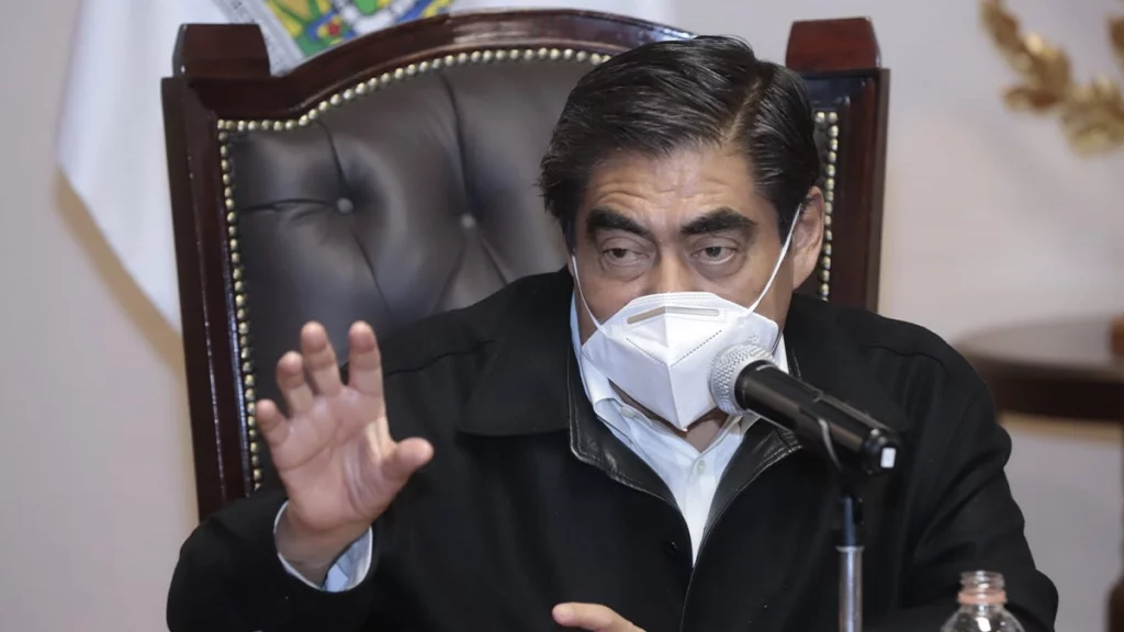 Miguel Barbosa, gobernador de Puebla.