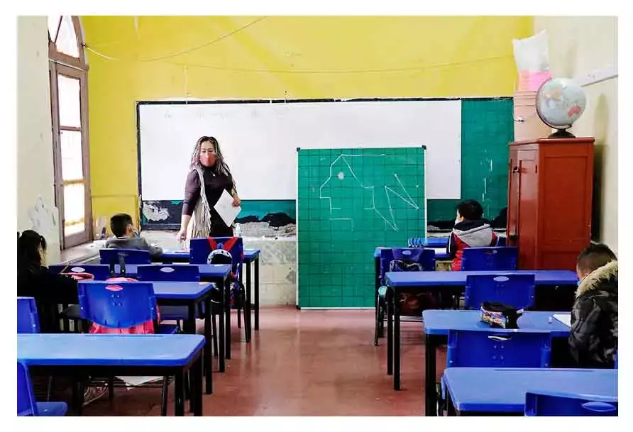 Al regreso a clases presenciales, el número de alumnos disminuyó pues un gran número desertó o eligió continuar con clases a distancia