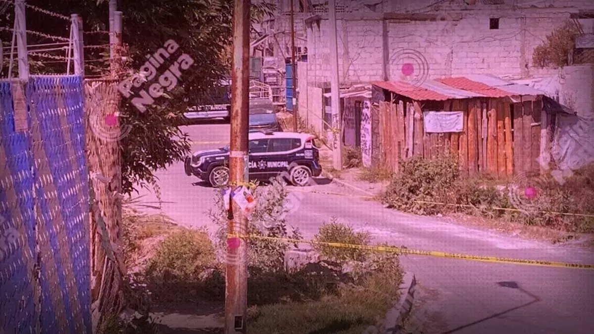 Encuentran un cadáver embolsado en bote de basura de la colonia México 83.