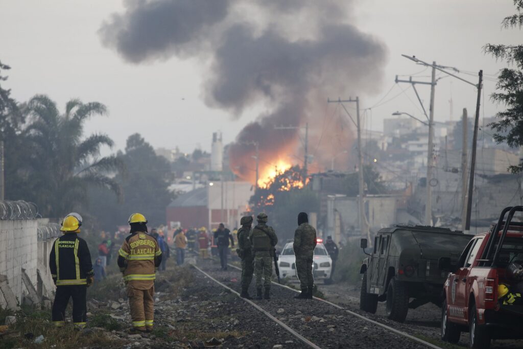 El gobierno firmó este convenio para evitar tragedias como la de Xochimehuacán