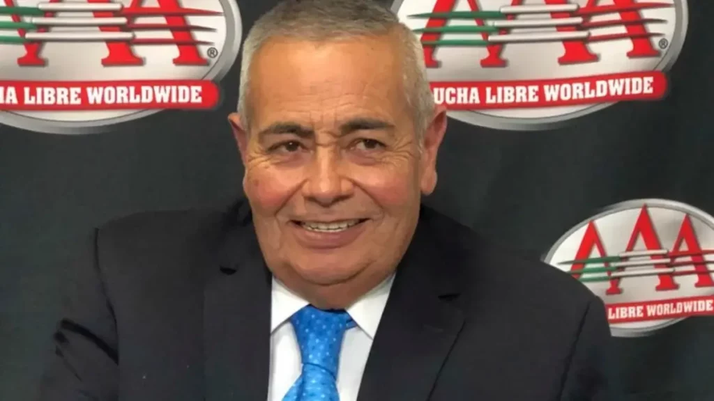 Arturo Rivera, comentarista y cronista de lucha libre.