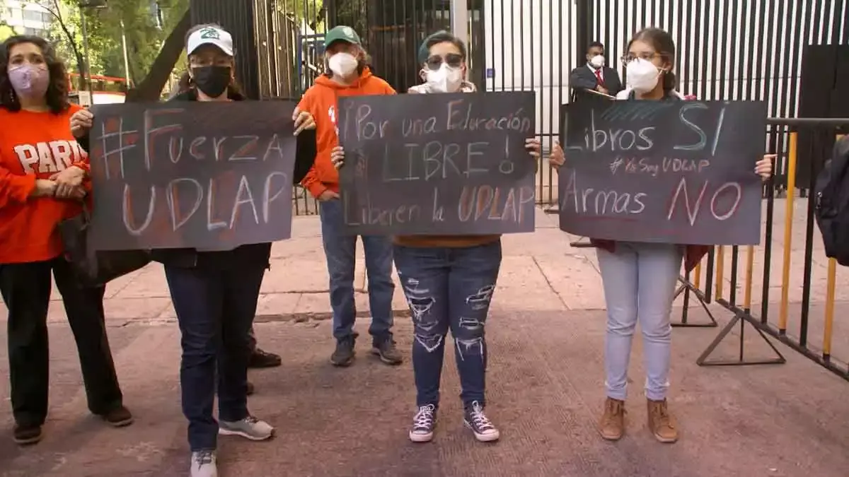 Alumnos de la UDLAP en el Senado.