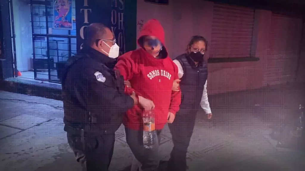 Niño rescatado por tatuador en la colonia Guadalupe Victoria.