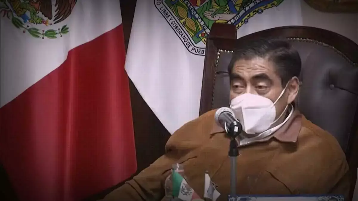 Miguel Barbosa, gobernador de Puebla.