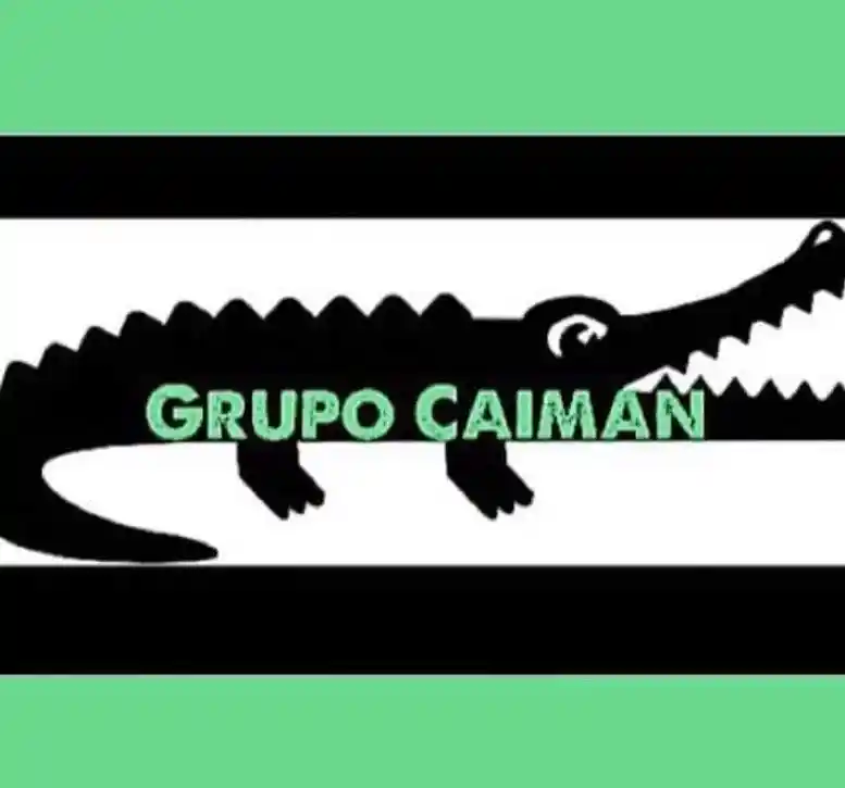 El Grupo Caimán esta conformado por algunos militares retirados que salen  a patrulla uniformados. 