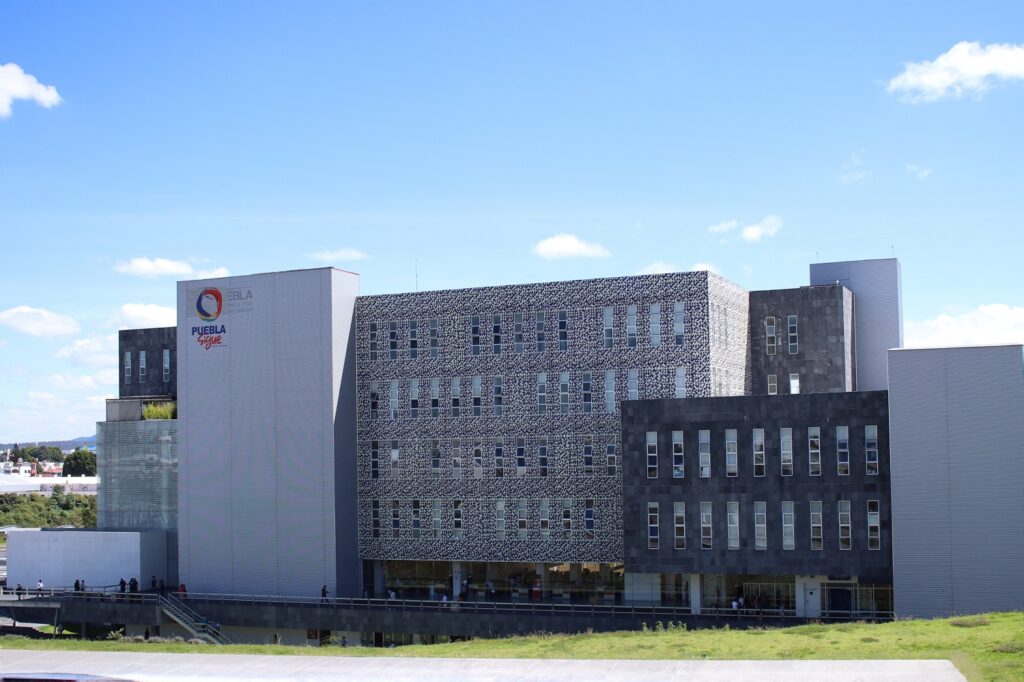 Los Abed, dueños del CIS