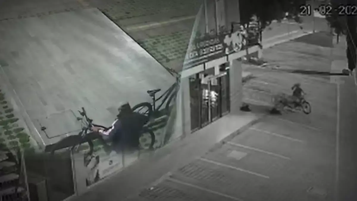 Atracan tienda Urbe Bike, en San Andrés Cholula.