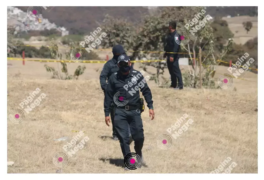 Uniformados acordonaron la zona a la espera de autoridades ministeriales. 