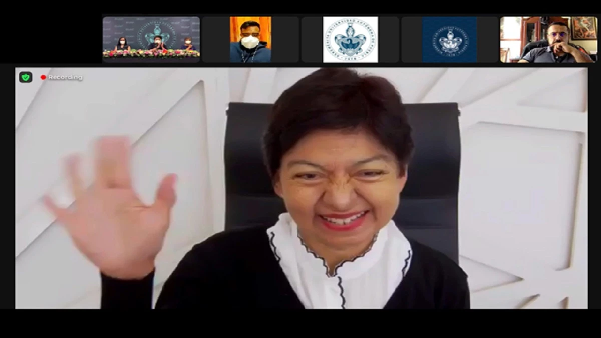 Lilia Cedillo en conferencia por el Primer Informe de Labores del Complejo Regional Sur.