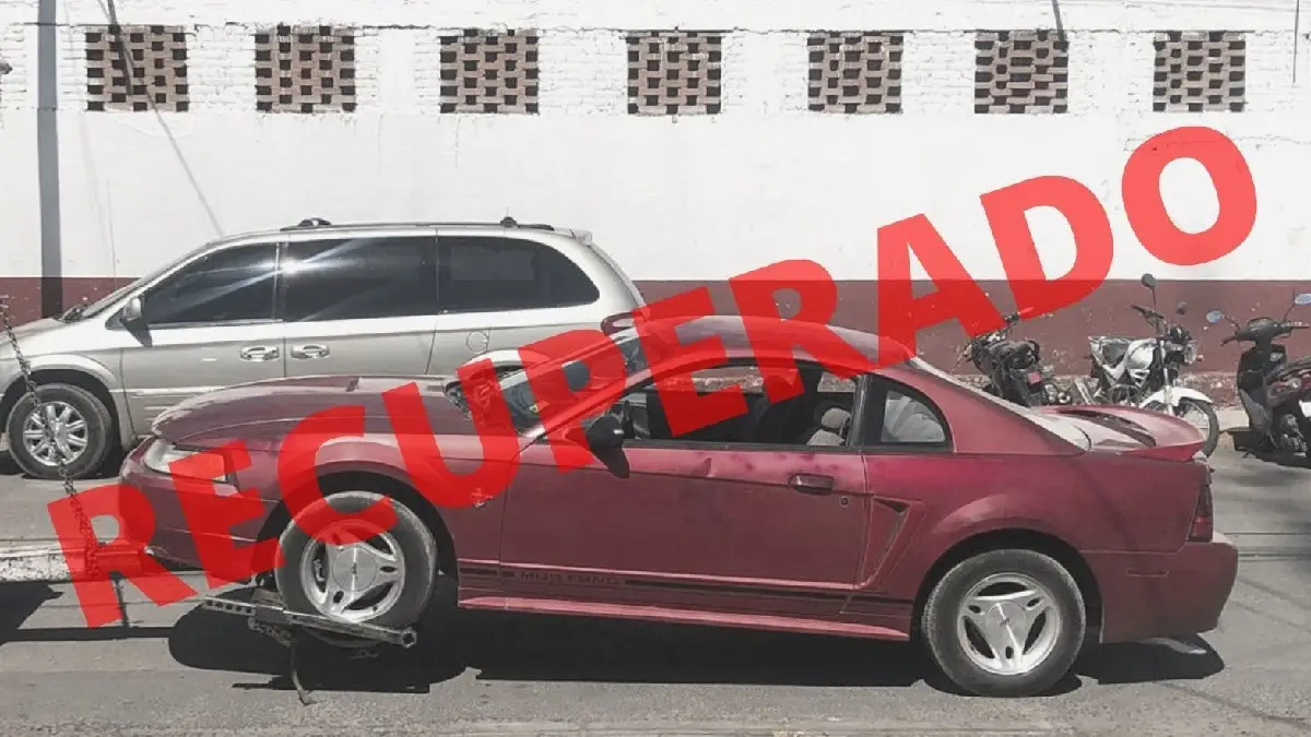 Recuperan vehículo robado en Cholula.