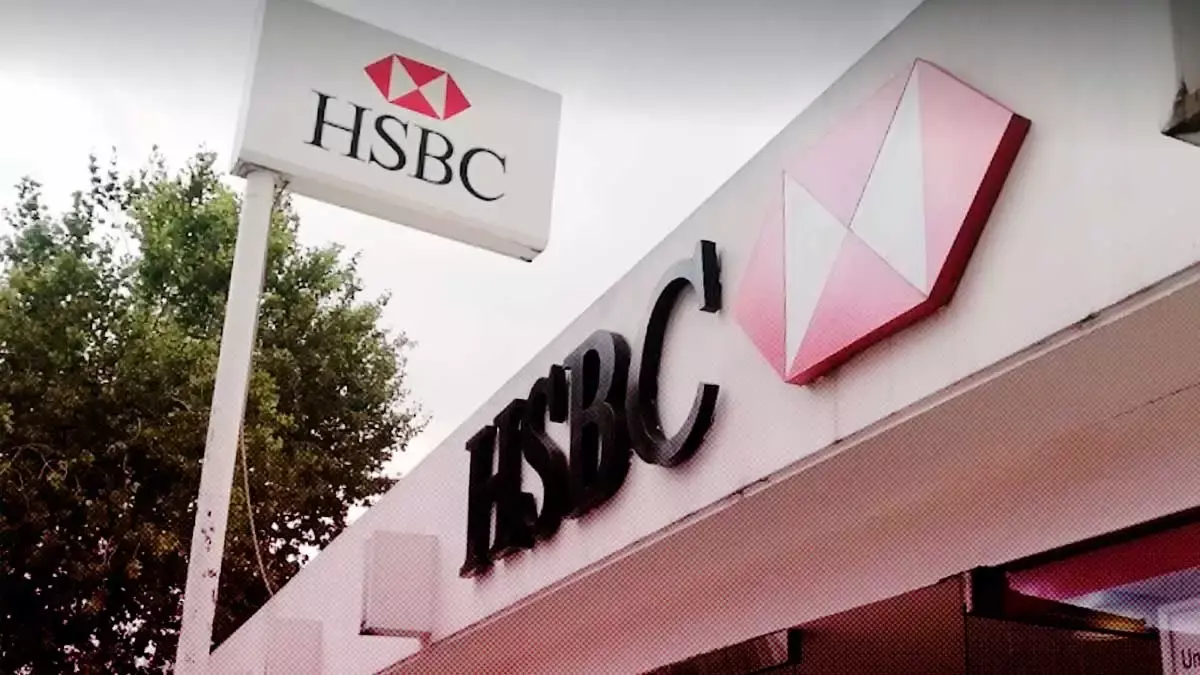 Asalto en el banco de El Carmen.