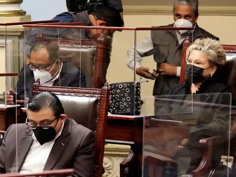 Congreso derogará el delito de ultraje en Puebla.