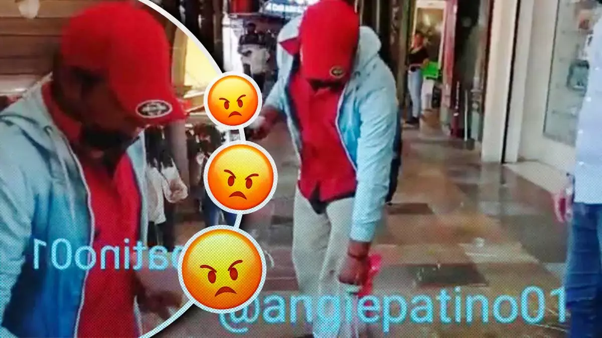 Captan a hombre arrastrando a un perro por el zócalo de Puebla.