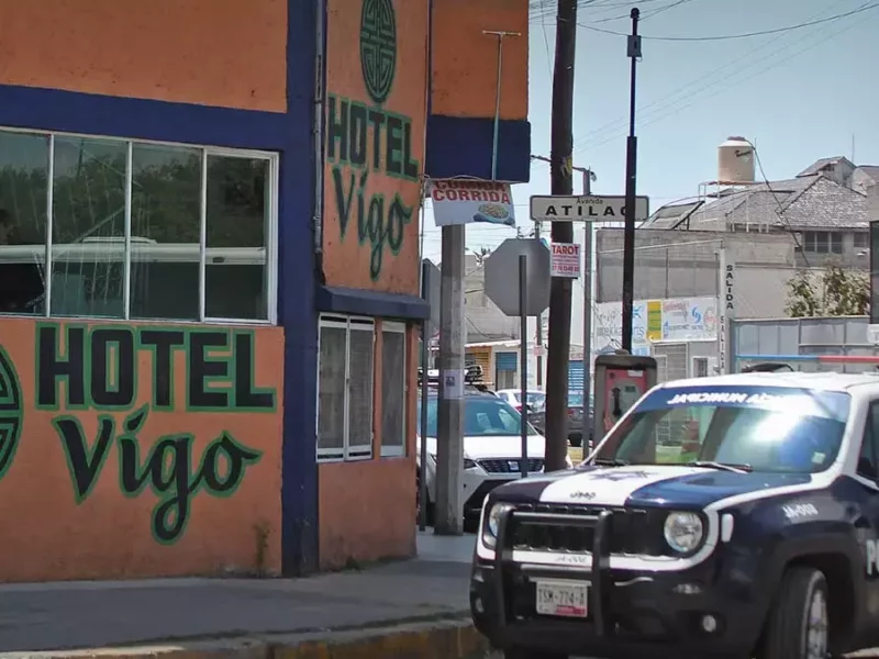 Hombre muere de un paro cardiaco en el Motel Vigo en Puebla.