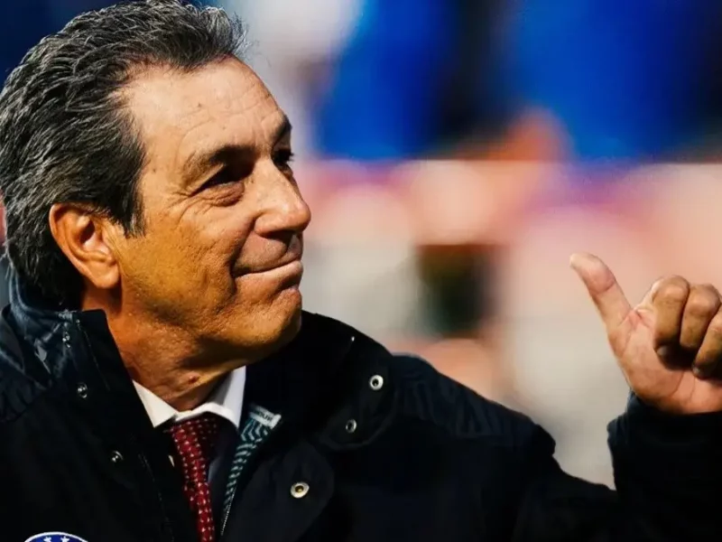 Tomás Boy, exjugador y técnico mexicano.