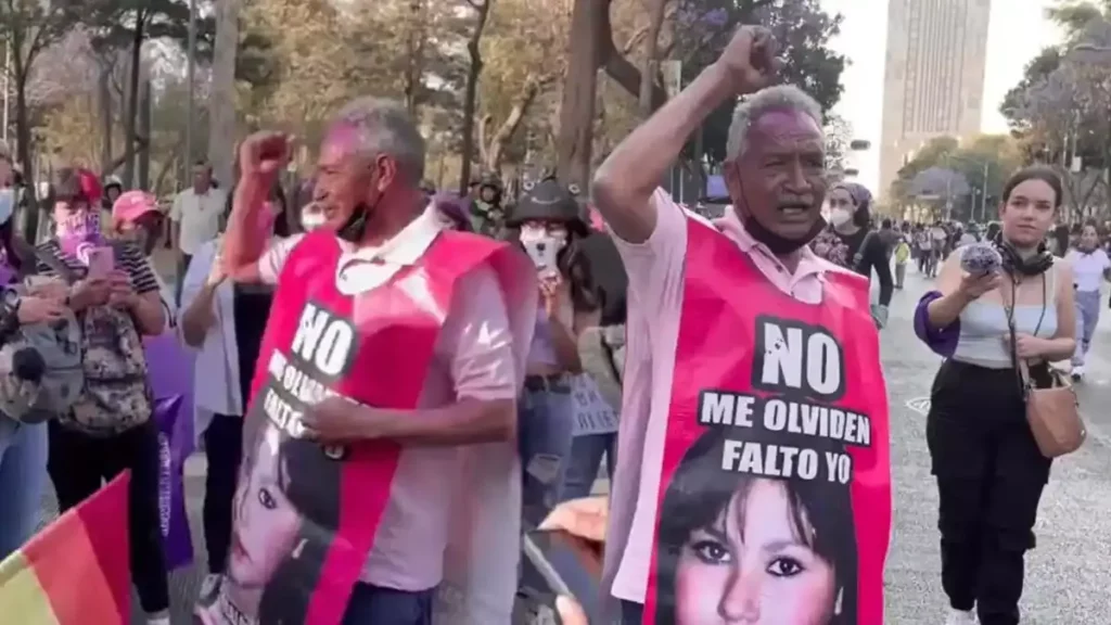 José Luis Castillo busca a su hija.