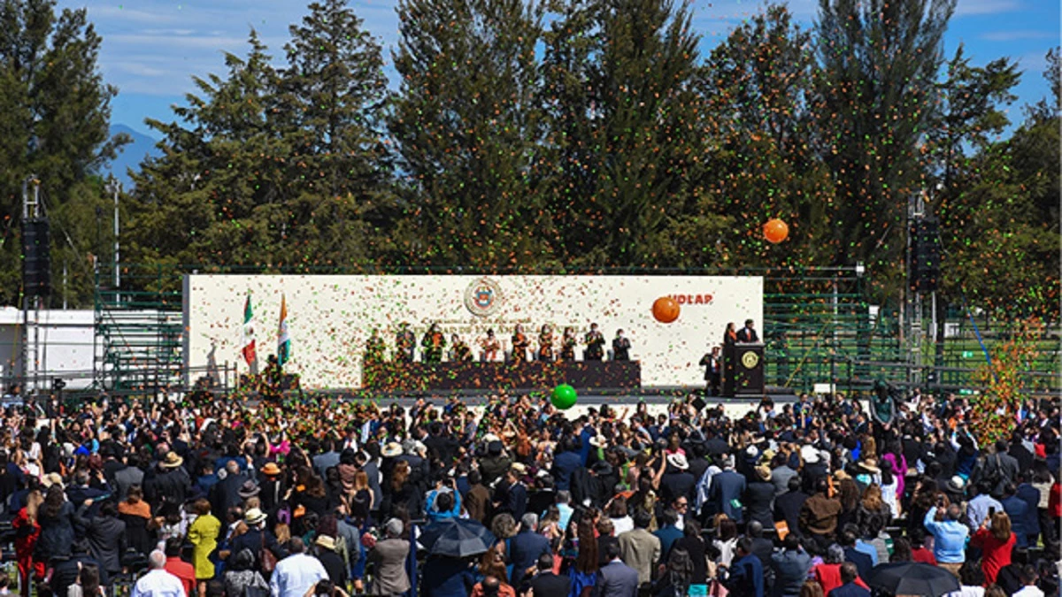 UDLAP realiza graduación para generaciones 2020 y 2021