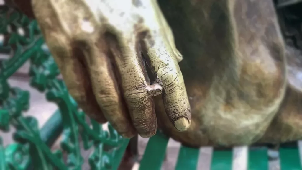 Roban cobre de esculturas; Ayuntamiento de Puenla restituirá lo faltante con otro material
