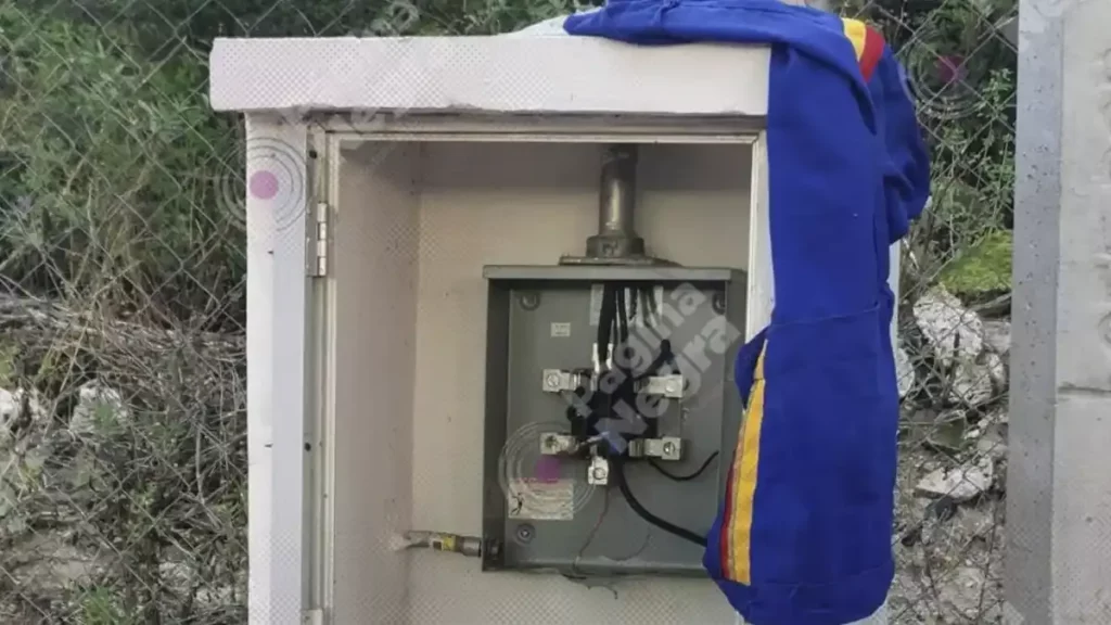 Un hombre muere electrocutado al intentar robar cables en Tehuacán.