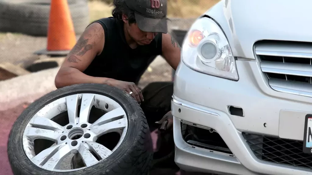 Vulcanizadora en Puebla: dónde acudir si caes en un bache