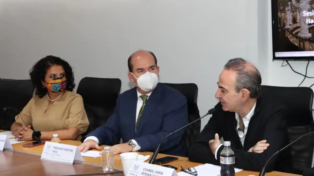 Comisión de Hacienda del Congreso del Estado da respuesta a oficios turnados por los ayuntamientos de Tlacotepec y San Martín Texmelucan