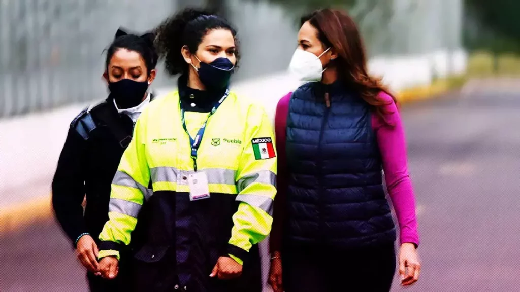 Liliana Ortíz visita a los dos niños heridos durante balacera en jornada de vacunación  