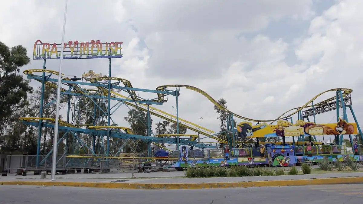 Accidente en un juego mecánico en Chapulco.