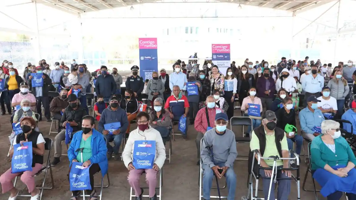 Ayuntamiento de Puebla beneficia a personas con aparatos funcionales