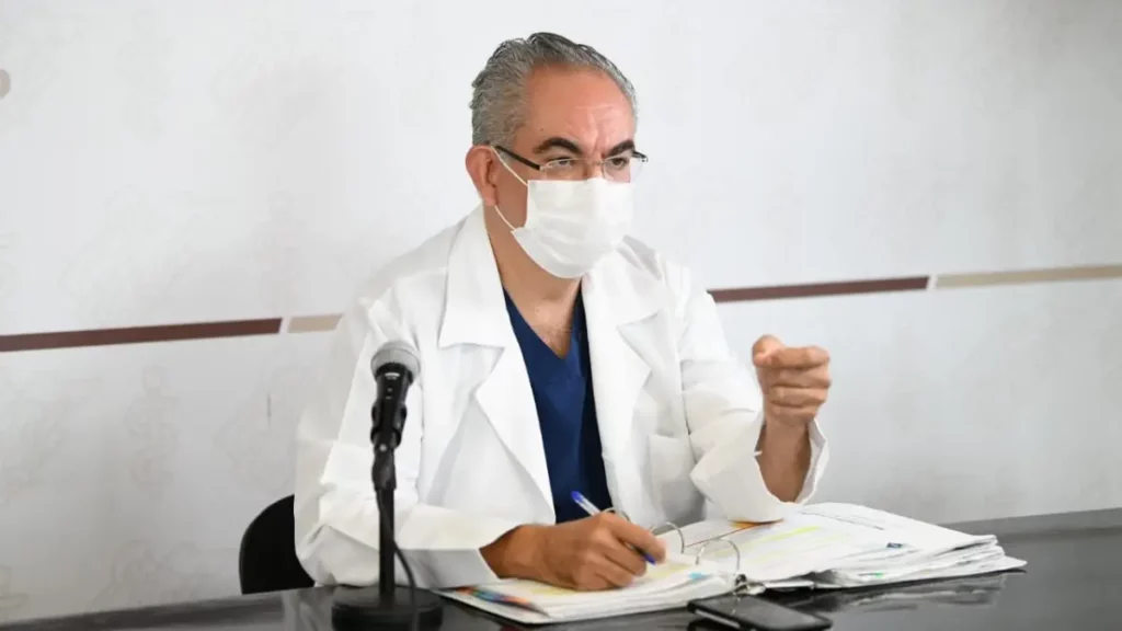 José Antonio Martínez, secretario de Salud de Puebla, descarta contender por la gubernatura.