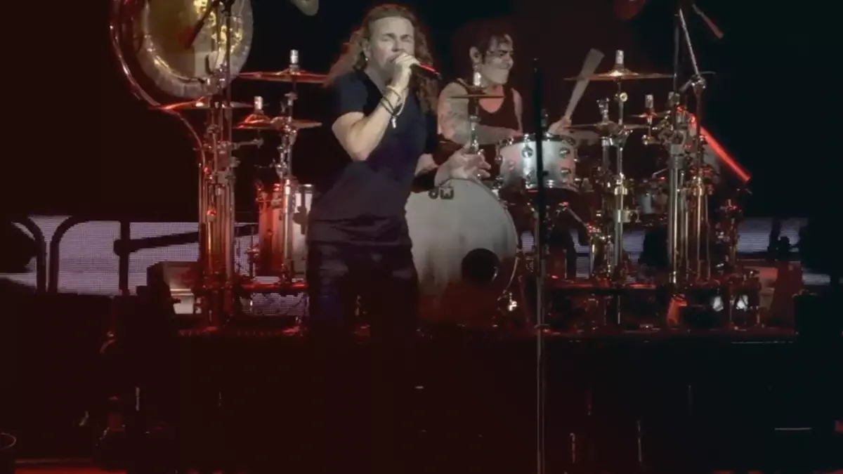 Maná canta “Vivir sin aire” en Monterrey y desata la furia de los regios