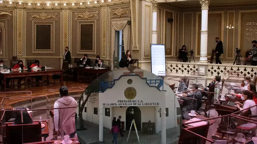 Diputados echan abajo eliminación de juntas auxiliares; proponen estudiar su función social