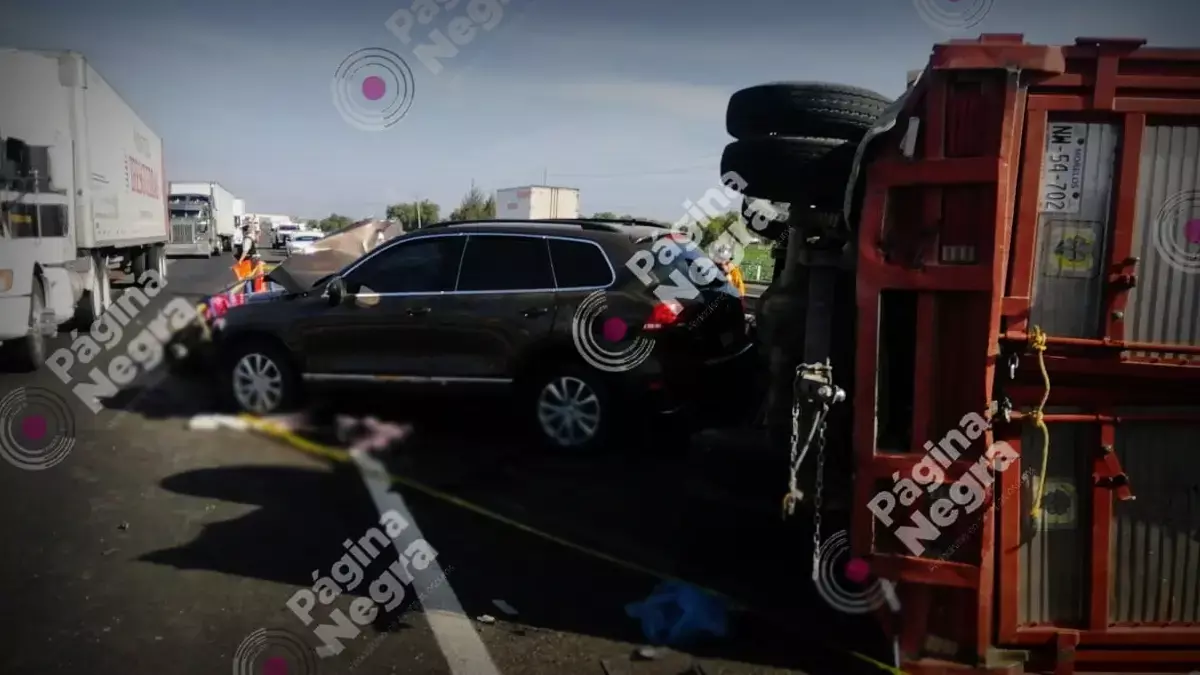 Choque en Palmar de Bravo deja un muerto y 15 heridos.