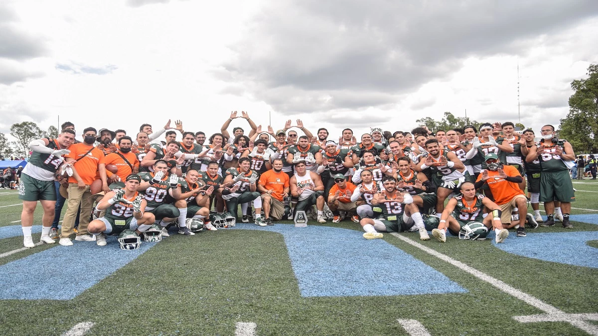 Los Aztecas UDLAP levantan su primer trofeo de campeón en 2022