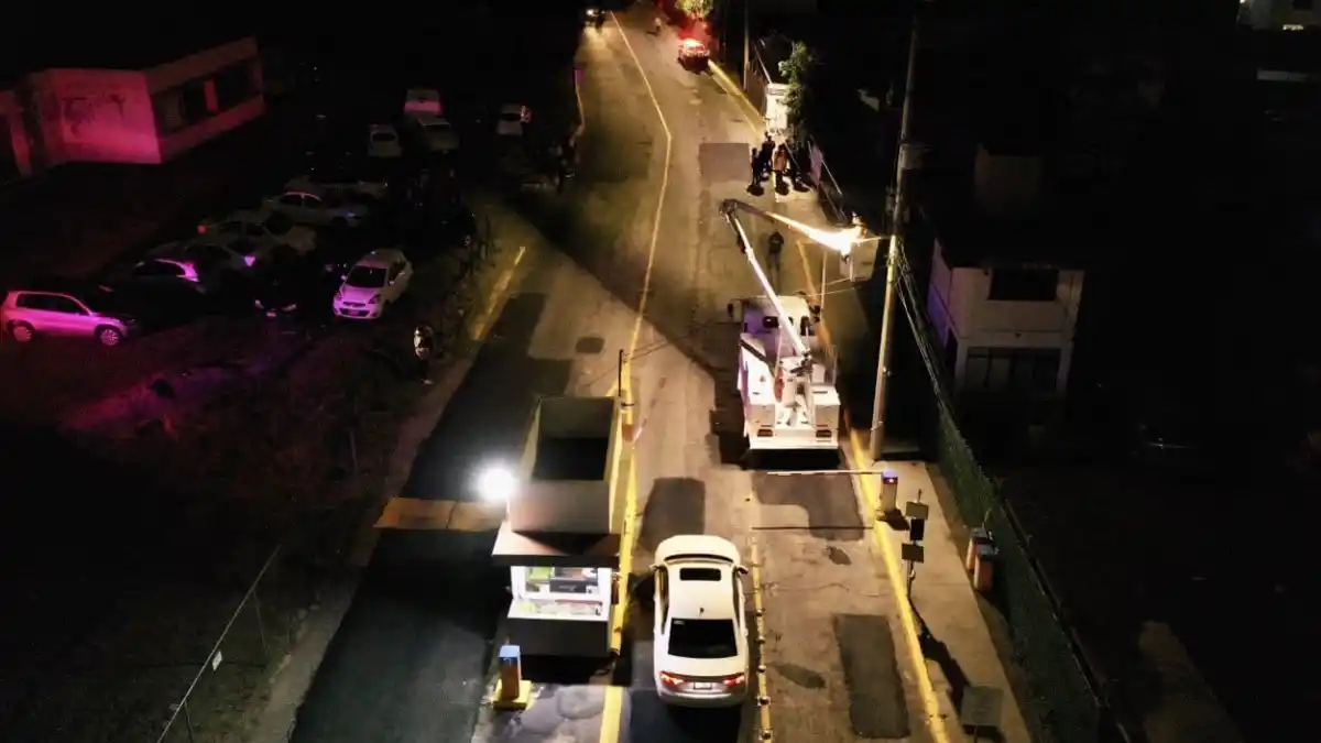 Implementa Mundo Tlatehui programa haciendo futuro con luminarias al 100 en los fraccionamientos de San Martinito
