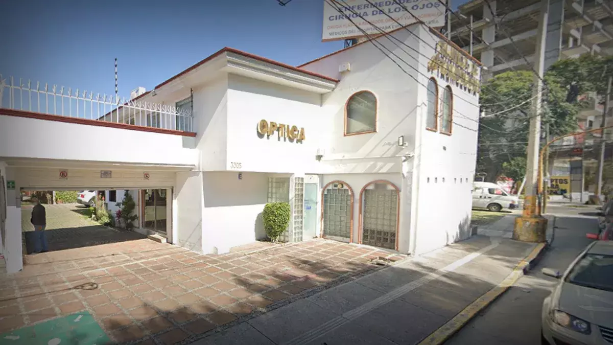 Hombres roban clínica en la colonia Los Volcanes y se llevan 50 mil pesos.