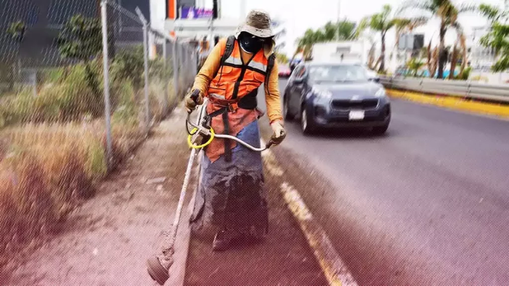 Lanzan licitación para la limpieza de vialidades en Puebla capital.