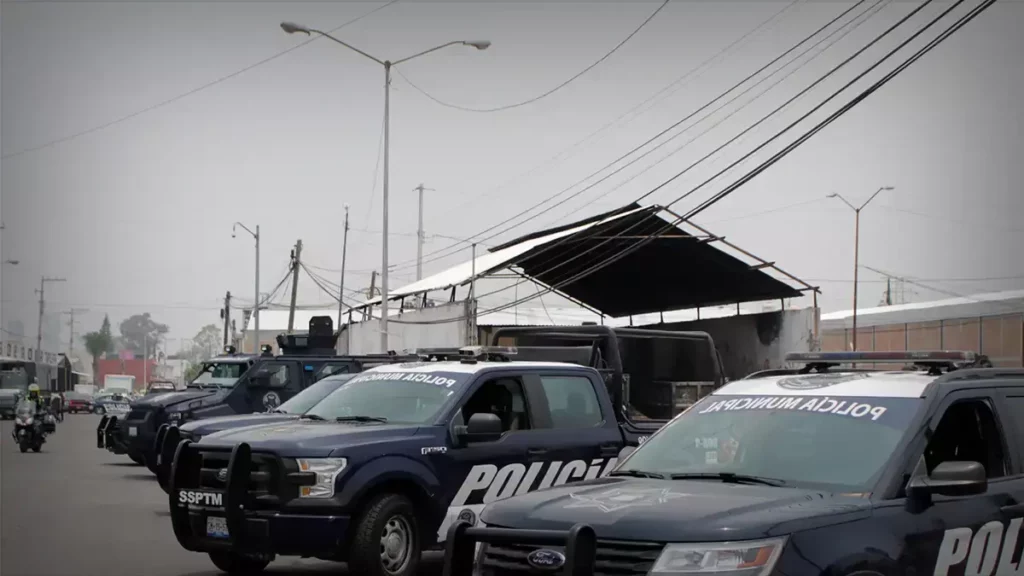 Detienen a sujetos armados en el mercado Independencia, en Puebla.