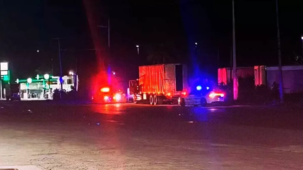 Guardia Nacional recupera camión robado de Amazon en Texmelucan