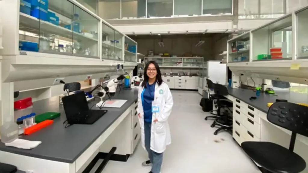 Estudiante de la prepa Benito Juárez recibe Presea Estatal del Mérito a la Estudiante STEM