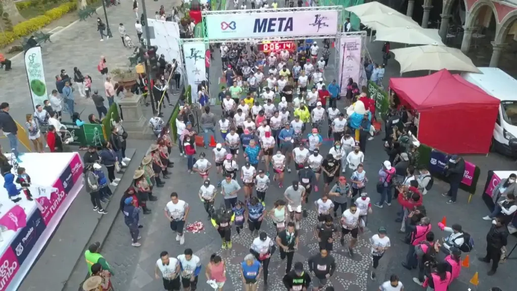 Mil 500 corredores participan en la primera carrera CANACINE que organizó Ayuntamiento de Puebla y fundación "Amor Infinito"