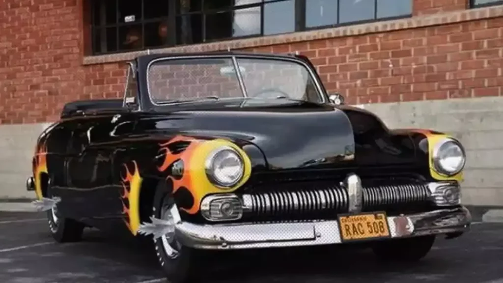 ¡Bara, bara! A subasta, auto de Vaselina firmado por Olivia Newton-John.
