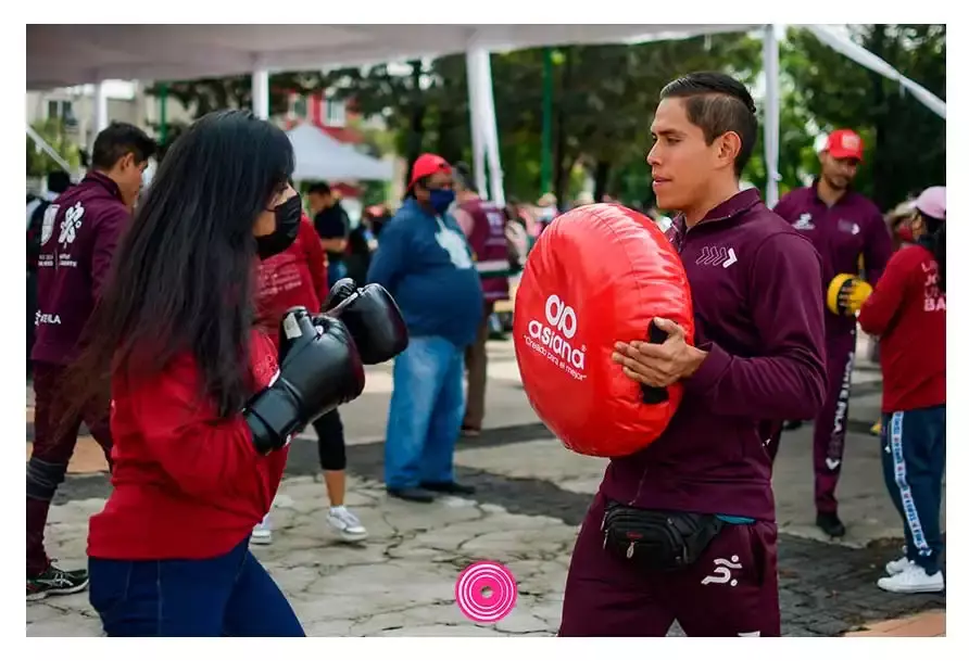 Sheinbaum comparte la experiencia “Barrio Adentro” con 21 estados del País