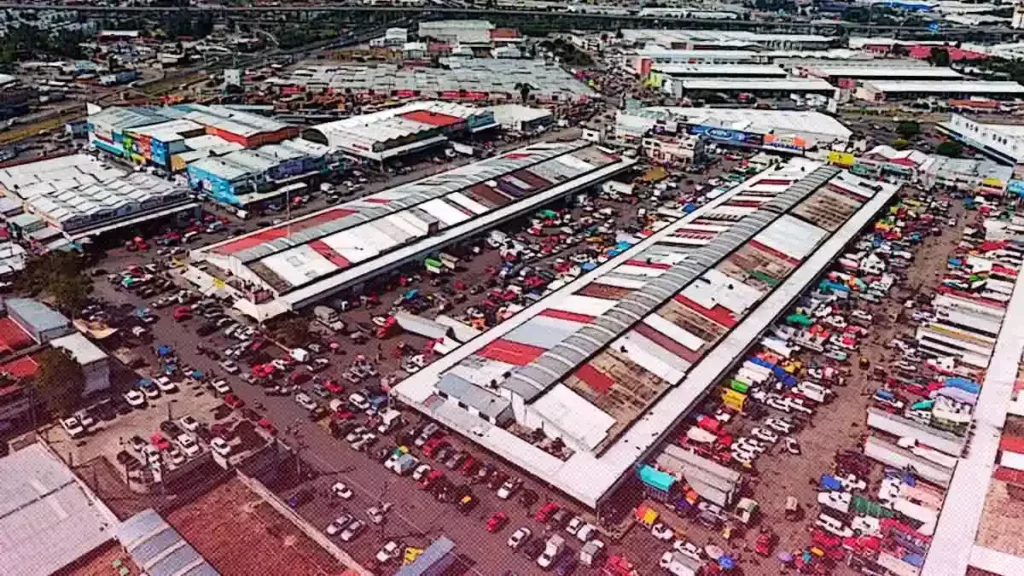 Ayuntamiento de Puebla demolerá 26 locales de la Central de Abasto