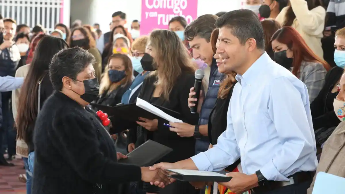 Ayuntamiento de Puebla promovió la capacitación para el trabajo de 655 personas